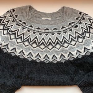 Gray Old Navy Sweater